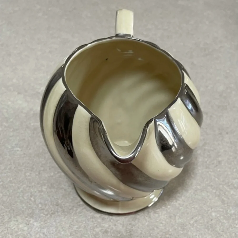 Sadler cream & silver pitcher